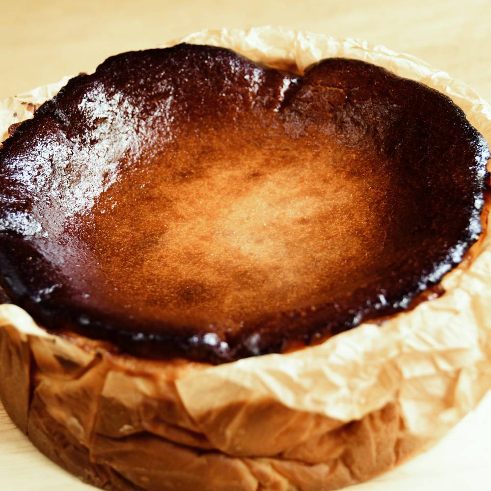 19-100 Cafe ほの香のオホーツクバスクチーズケーキ(5号)