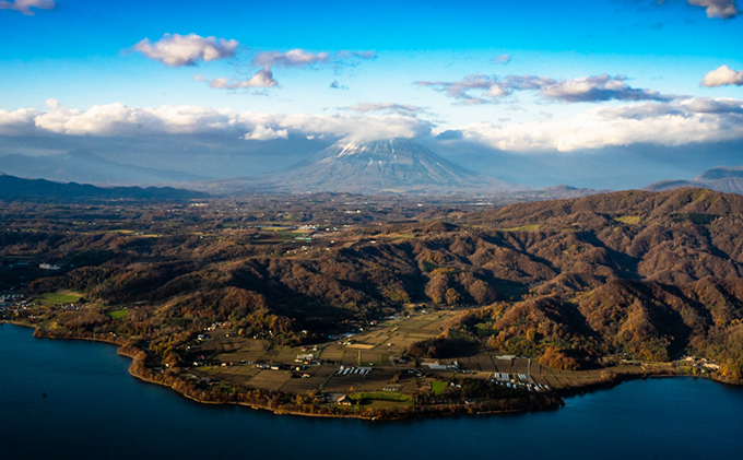 2026洞爺湖スカイクルージング約50分【羊蹄山～ニセコ～洞爺湖有珠山】3名様まで 体験チケット ヘリコプター 空中散歩 自然 満喫 遊覧飛行 思い出 景色 ふるさと納税 洞爺湖 観光 体験 絶景