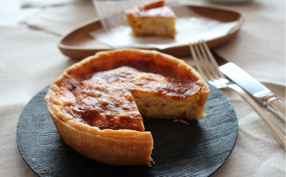 自家製 キッシュ ロレーヌ(グリエールチーズとベーコン)(直径11cm) 冷凍 Quiche Lorraine ｜ア・ターブル！
