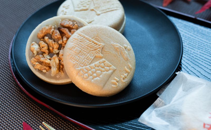 古城最中くるみ　１０個入り お菓子 和菓子 スイーツ 和スイーツ くるみ最中 手作り 地産地消 保存料不使用 贈り物 