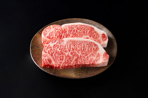 【4等級以上】【カネ吉山本】近江牛[特] ステーキ用 サーロイン【400ｇ（約 200g×2枚）】【Y067W1】（国産牛　和牛　ブランド牛　ブランド和牛　黒毛和牛　牛肉　肉　高級　人気　おすすめ　神戸牛　松阪牛 に並ぶ 日本三大和牛 近江牛）