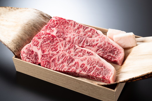 【カネ吉山本】近江牛[吟] ステーキ用 サーロイン【400ｇ（約 200g×2枚）】【Y021W1】（国産牛　和牛　ブランド牛　ブランド和牛　黒毛和牛　牛肉　肉　高級　人気　おすすめ　神戸牛　松阪牛 に並ぶ 日本三大和牛 近江牛）