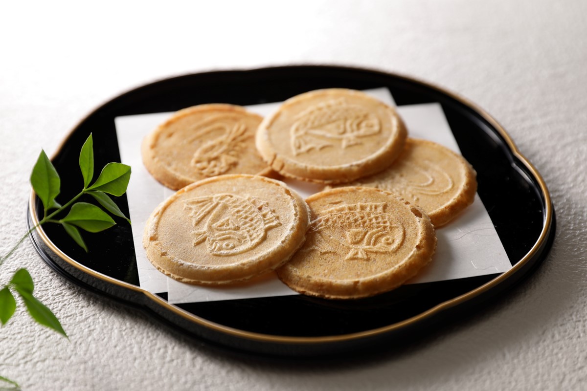鯛せんべい　10袋（100枚入り）