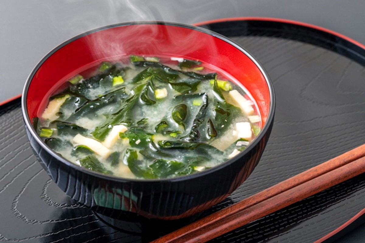 お土産人気商品！京丹後産 天然間人わかめ 20g×3袋（2027年6月上旬～発送） 乾燥わかめ 間人わかめ 乾わかめ 天然わかめ 海藻 間人 国産 ふるさと納税 ワカメ 乾燥 板わかめ 若布 ワカメ 板わかめ 健康長寿 生産者応援 送料無料