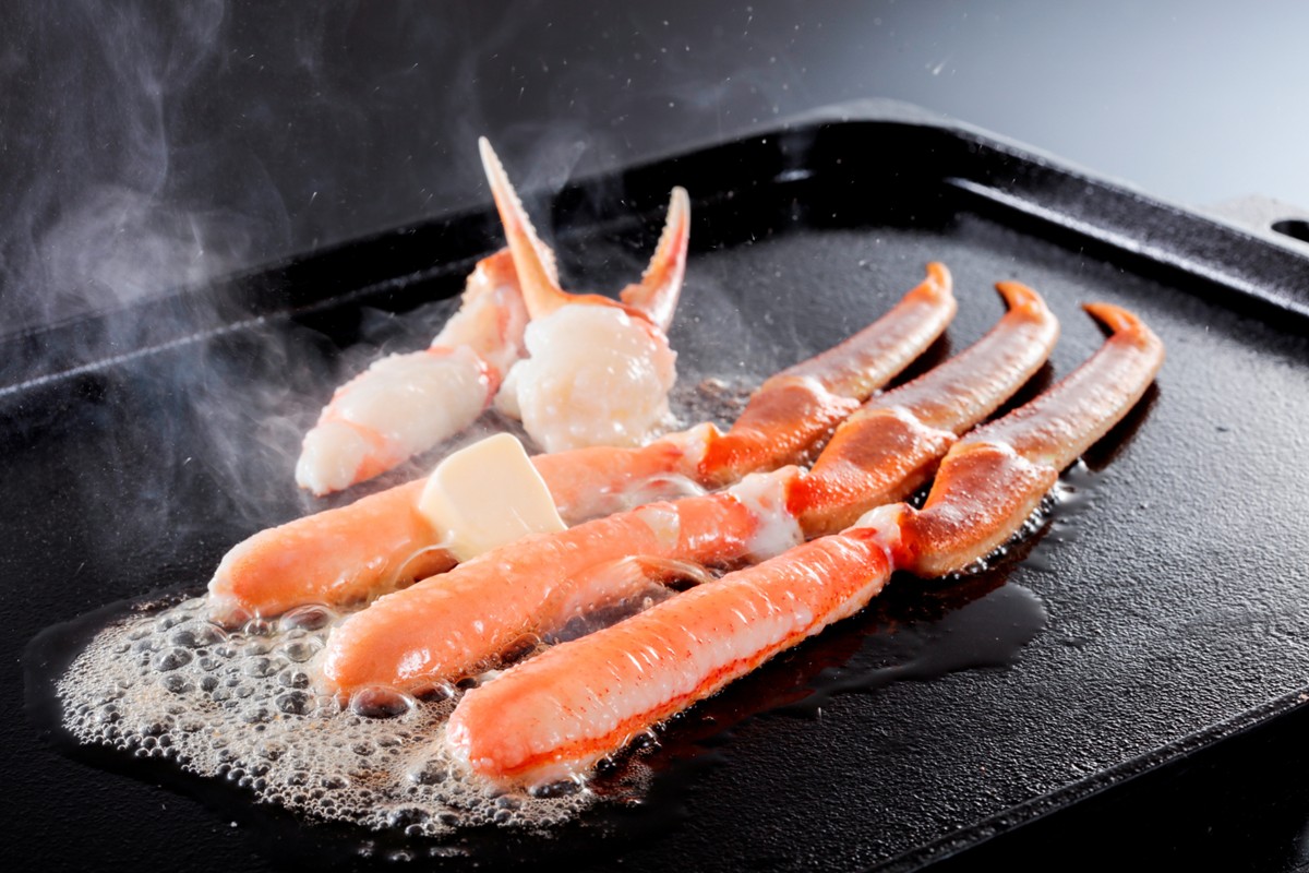 ボリューム満点！プロの目利きが選んだズワイガニ超特大サイズ５Ｌポーション／北畿水産 海産物 甲殻類 かに ずわいがに 海の幸 海鮮 冷凍 殻なし 殻むき ふるさと納税 蟹 ふるさと納税 カニ ポーション 特大 送料無料