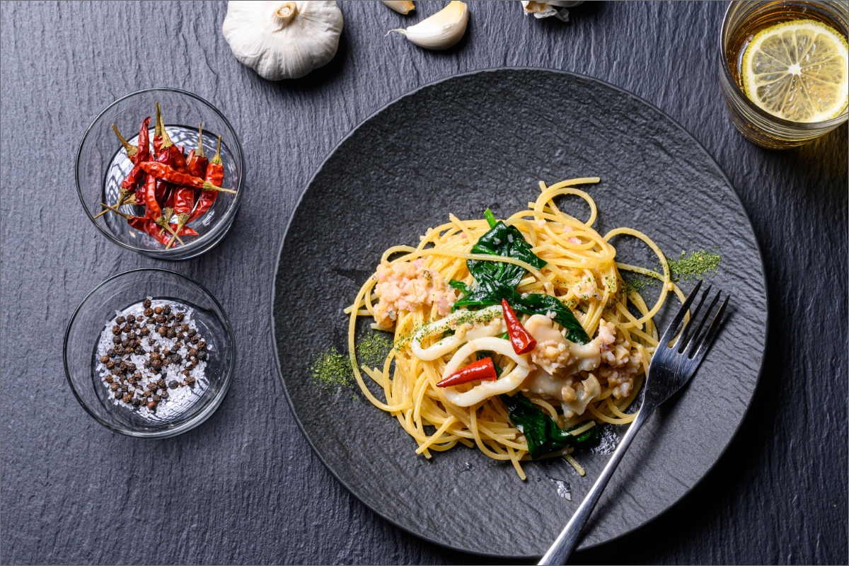 「カニ屋が作る 海のパスタソース」 トマトソース 3袋 + ペペロンチーノソース 3袋 合計6袋セット