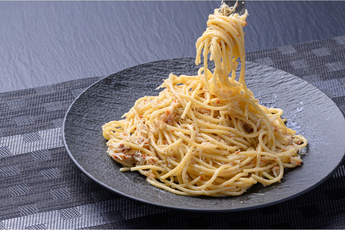 「カニ屋が作る 海のパスタ」 海香る ズワイガニたっぷりのジンジャーオイルパスタ 5皿セット