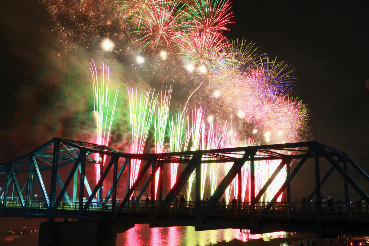 2026年9月20日(日)開催 第80回京都南丹市花火大会 八光館 花火鑑賞ができる会席料理ペア食事券