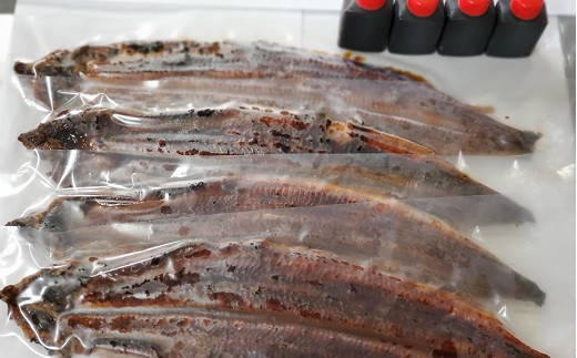 【特大】 国産 うなぎ 蒲焼 4尾（920g～1kg）と 特製タレ 4個 セット 鰻 ウナギ 蒲焼き かば焼き うなぎの蒲焼 魚 国産うなぎ うなぎ蒲焼 セイロ蒸し せいろ蒸し タレ付 特性ダレ