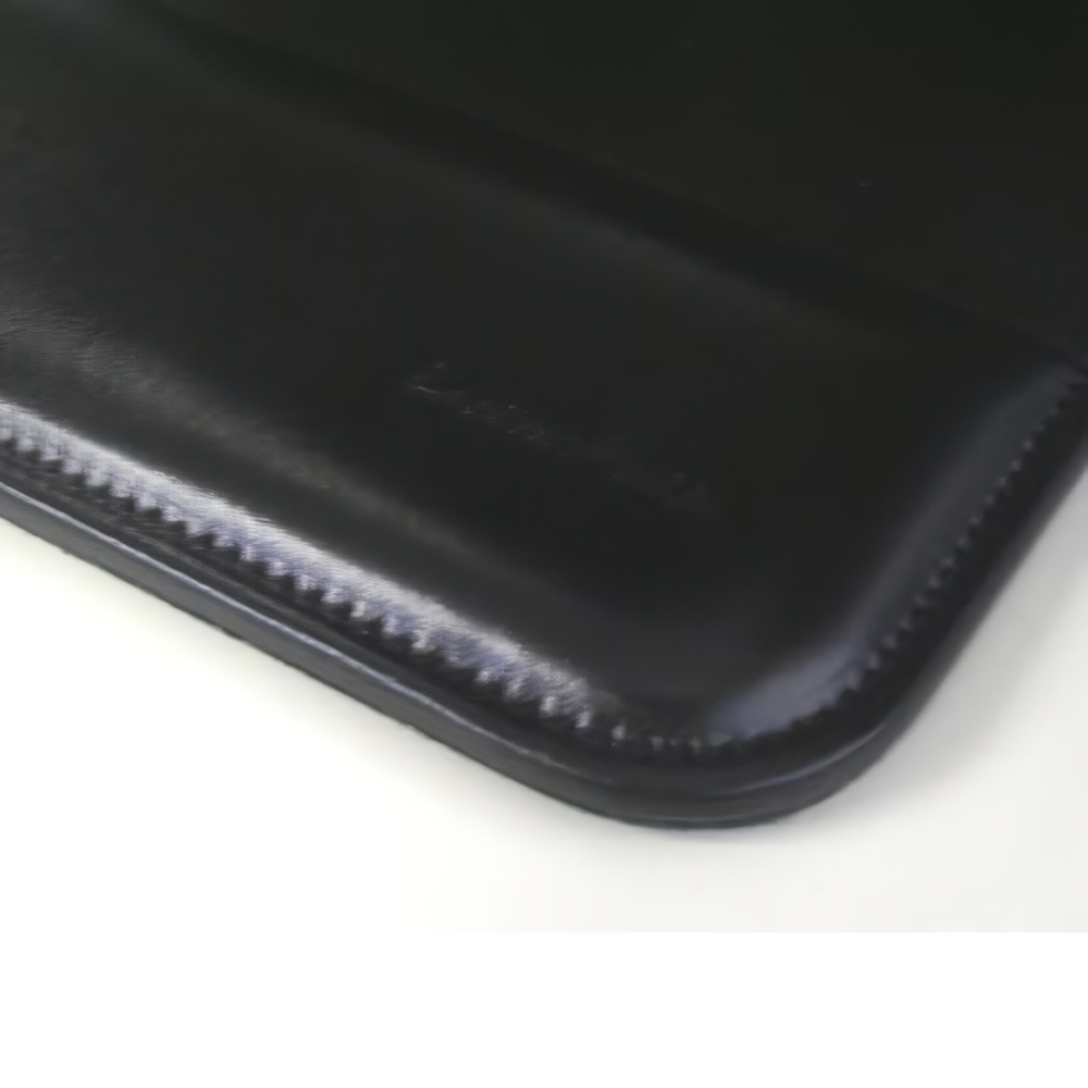 リストレスト付きの本革マウスパッド（ブラック）