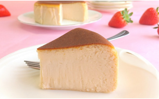 バスクチーズケーキ　いちご味　～四万十の米粉入り～ 4号 ／Bmu-C75