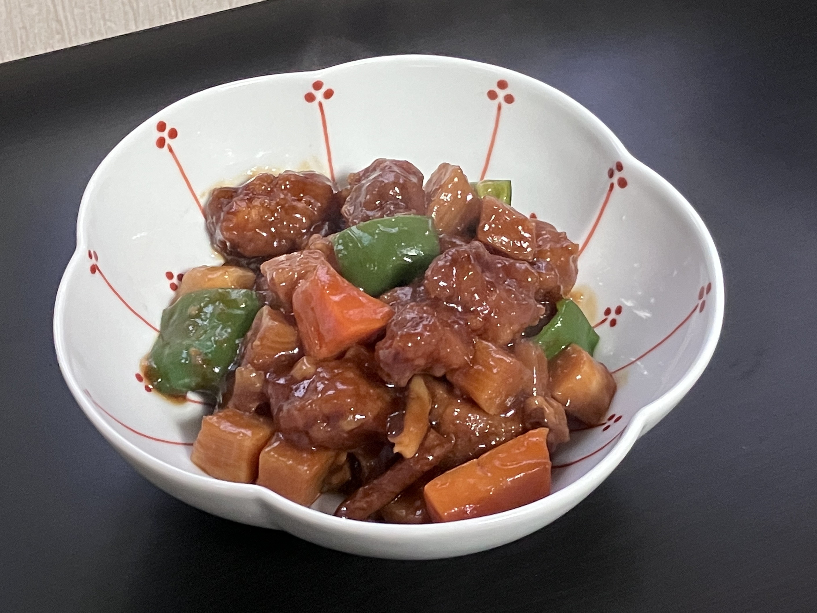 伊万里焼 小花十草（赤）桜鉢（小） 165-H559