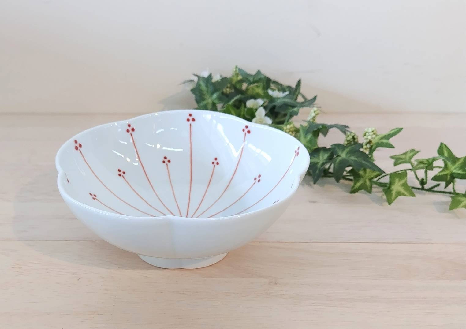 伊万里焼 小花十草（赤）桜鉢（小） 165-H559
